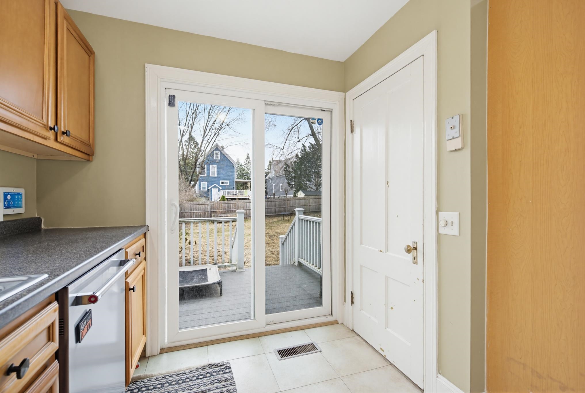 935 Union Street Manchester, NH 03104 - Photo 13 of 52