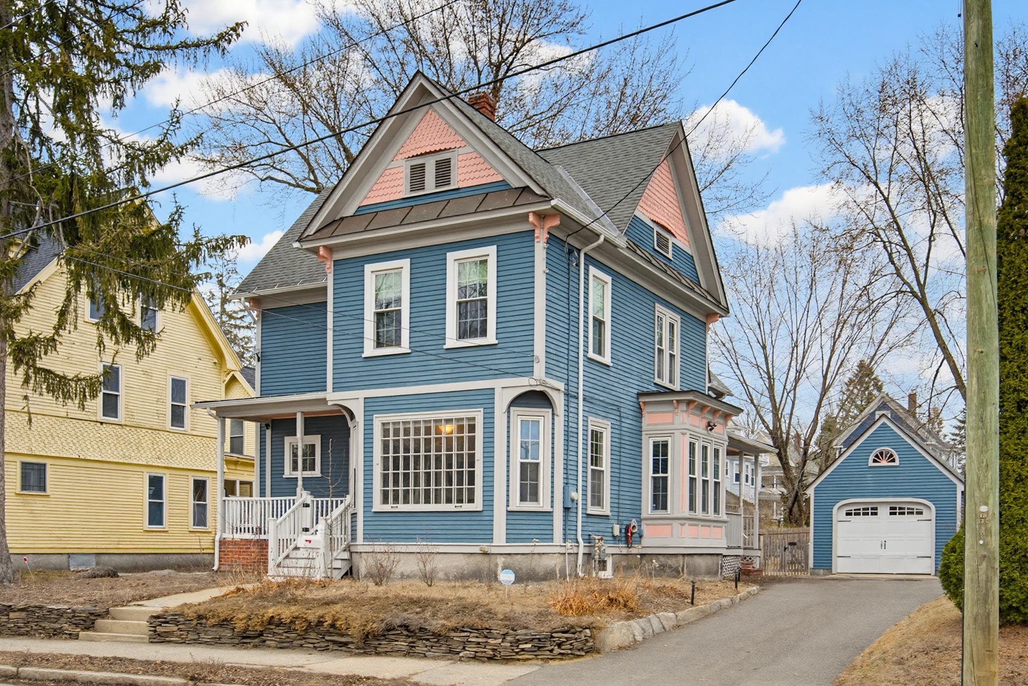 935 Union Street Manchester, NH 03104 - Photo 4 of 52