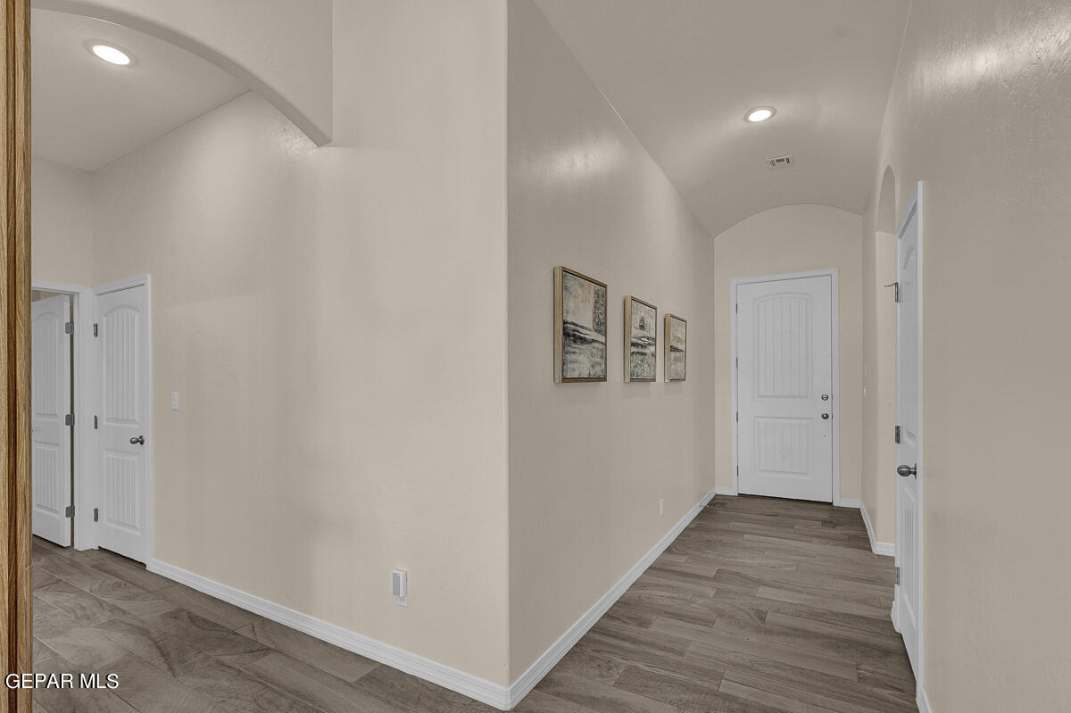 7625 Enchanted Ridge Drive El Paso, TX 79911 - Photo 38 of 57 7526 Enchanted Ridge-38