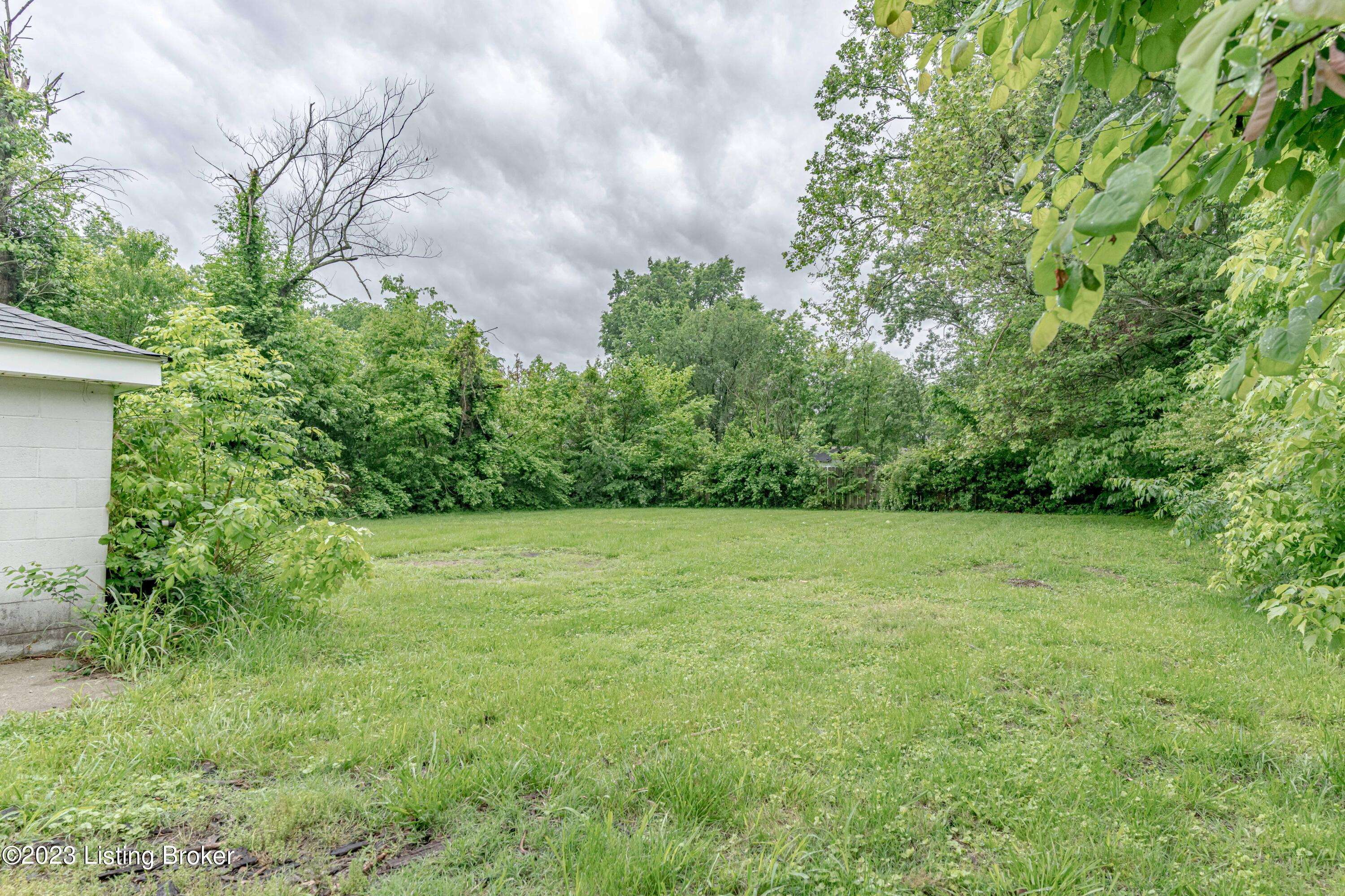 6002 Pendleton Road Louisville, KY 40272 - Photo 62 of 66 DSC02212