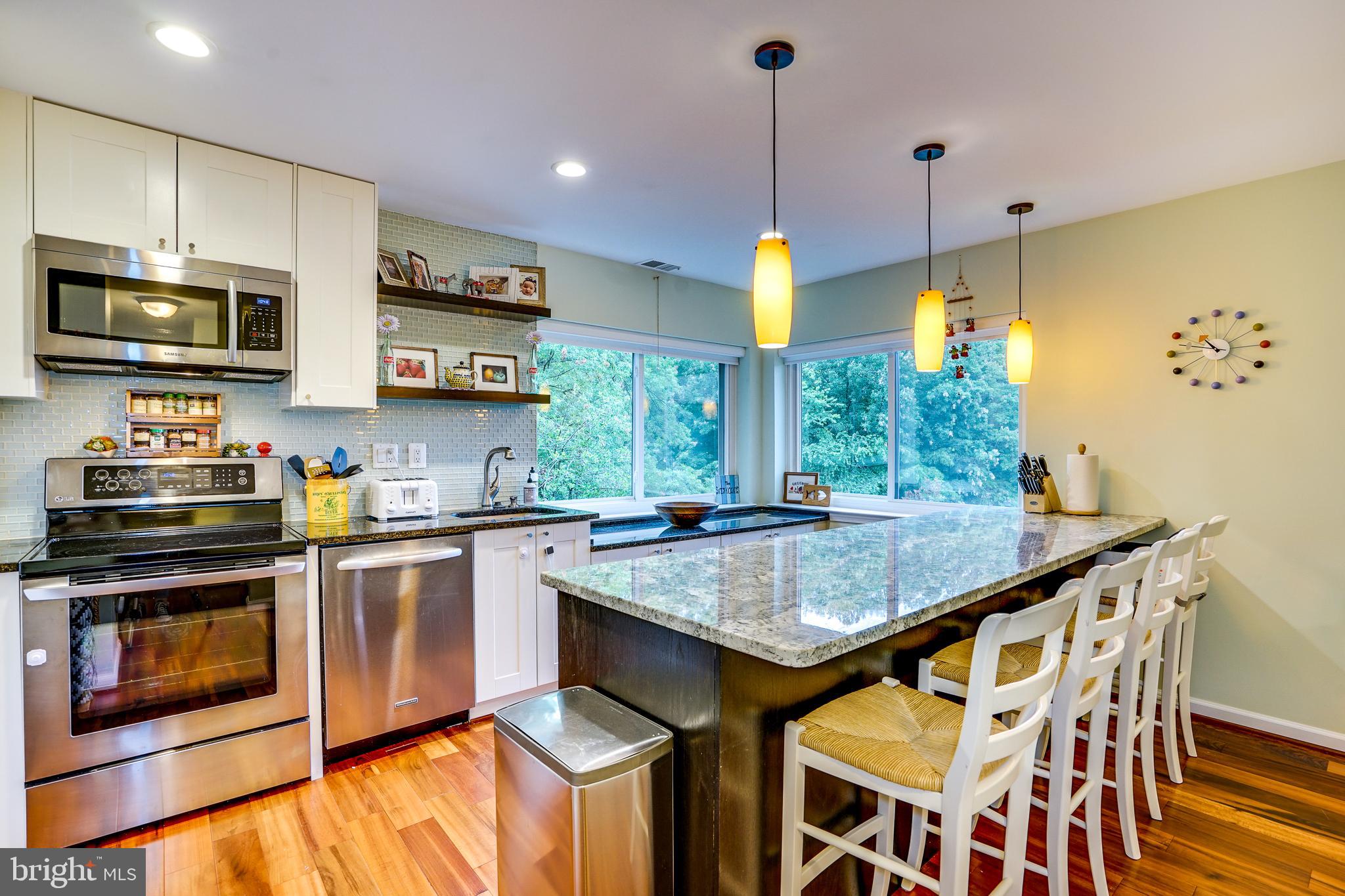 11112 Harbor Court Reston, VA 20191 - Photo 14 of 35