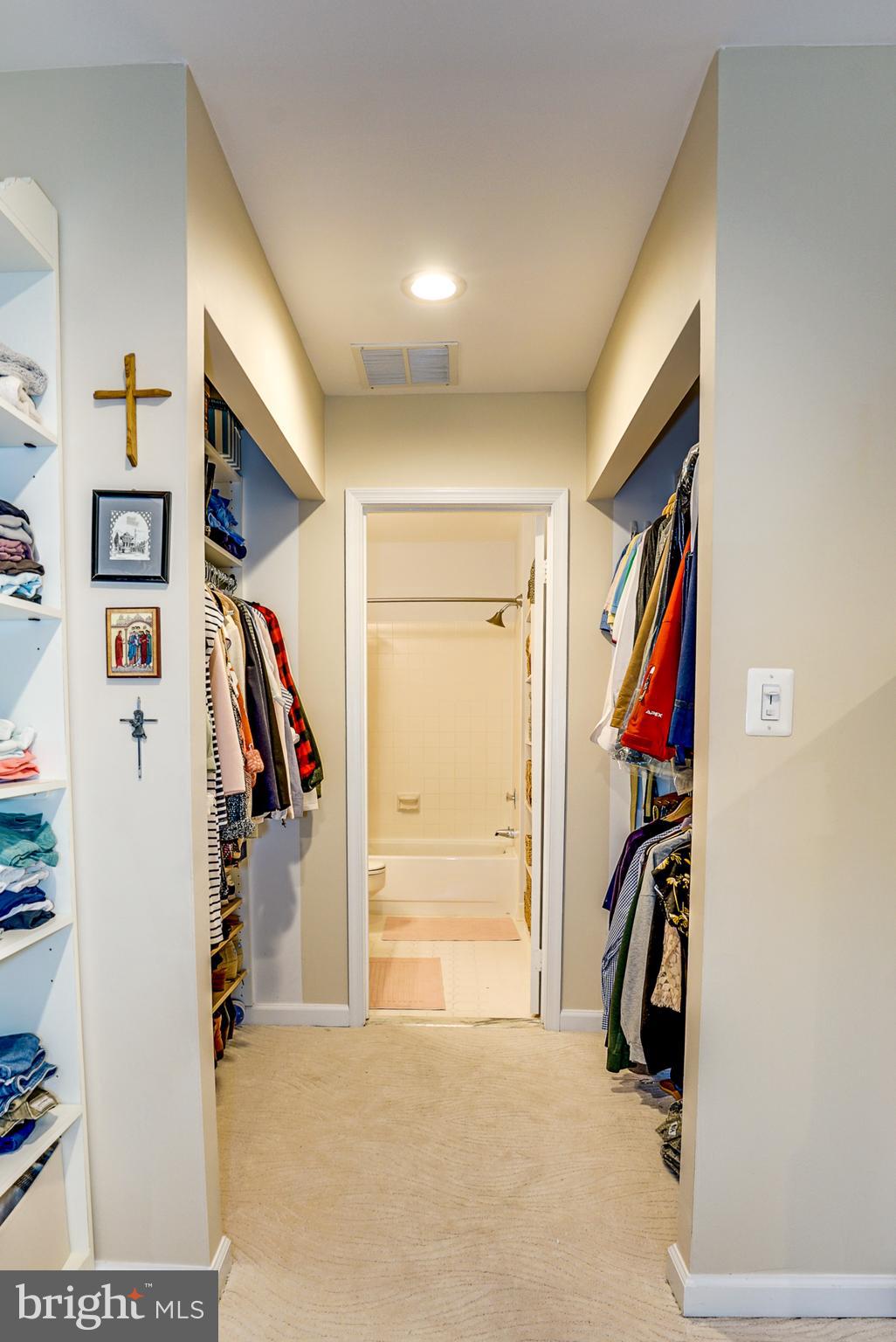 11112 Harbor Court Reston, VA 20191 - Photo 23 of 35