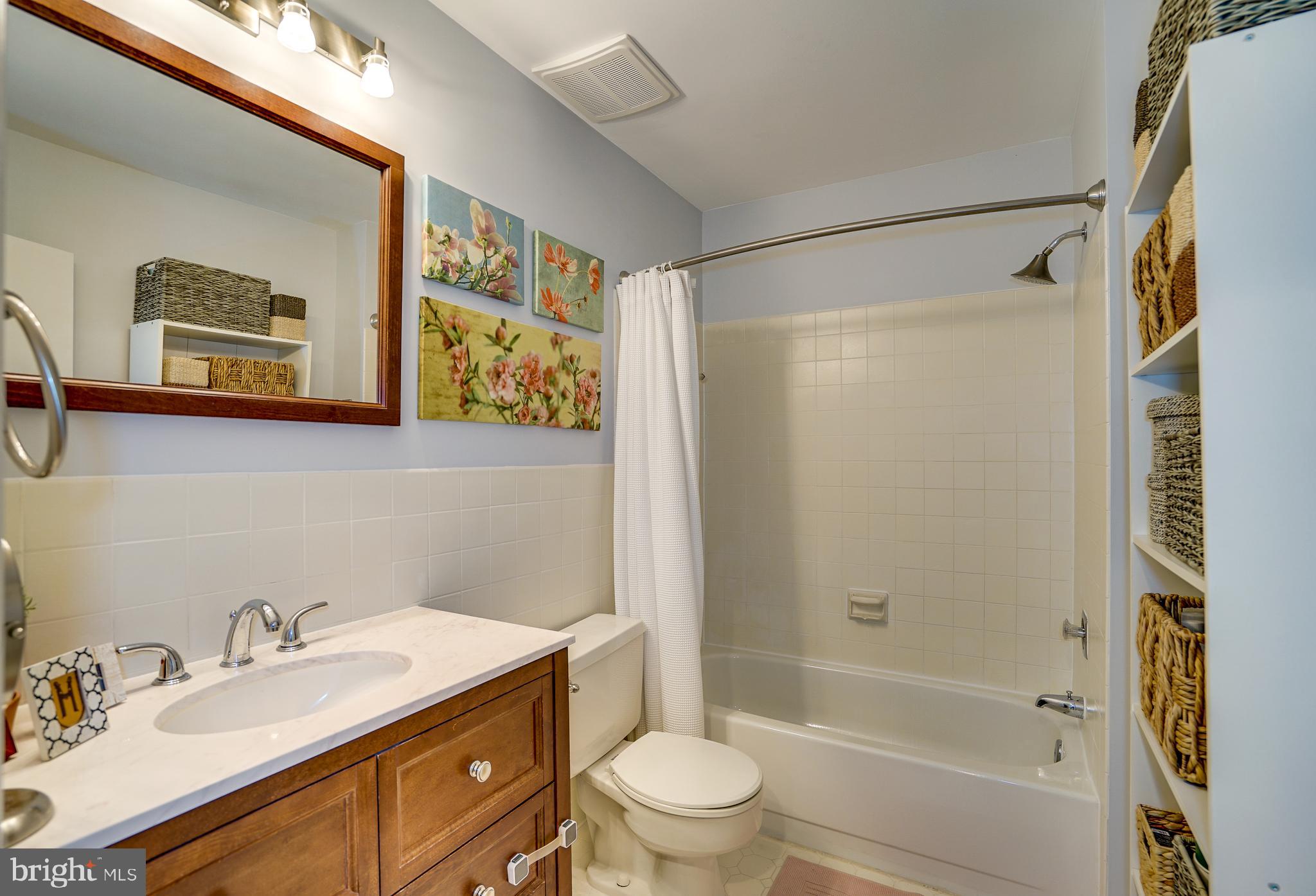 11112 Harbor Court Reston, VA 20191 - Photo 25 of 35