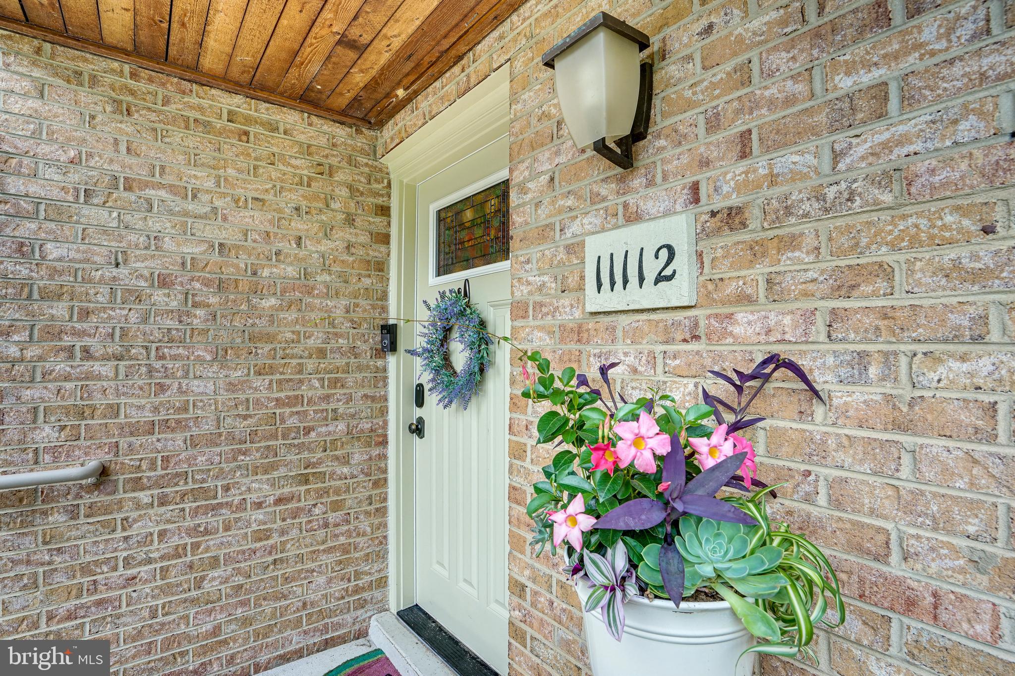 11112 Harbor Court Reston, VA 20191 - Photo 5 of 35