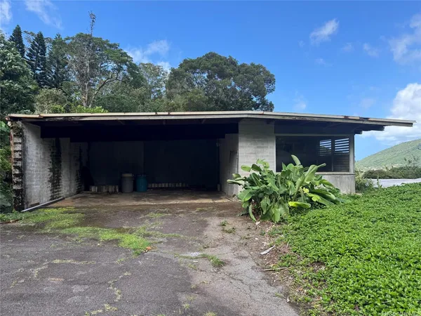 $1,490,000 | 3211 Melemele Place, Honolulu, HI 96822