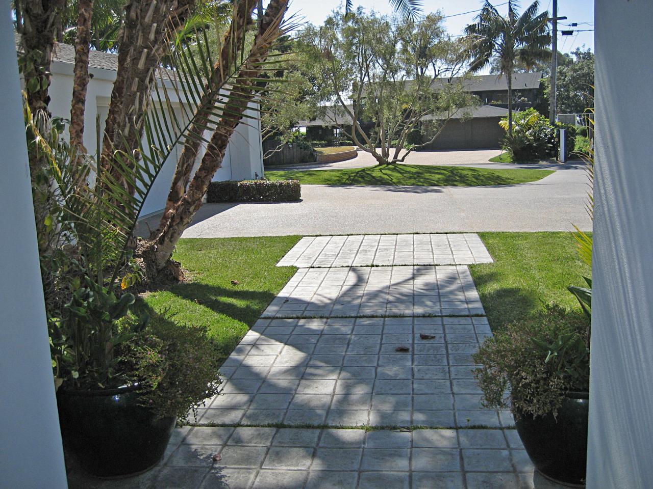 5320 Dorwin Lane Santa Barbara, CA 93111 - Photo 15 of 19 a view of a yard in front of a house with a tree