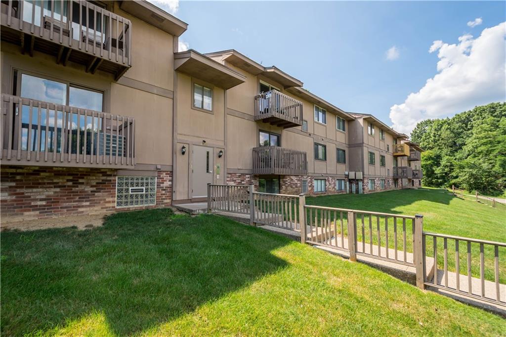 2467 Brook Ledge Road, Unit 12B Bridgeville, PA 15017 - Photo 3 of 25