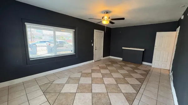 $1,000 | 126 North 10th Avenue, Unit 1, Phoenix, AZ 85007