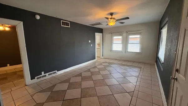 $1,000 | 126 North 10th Avenue, Unit 1, Phoenix, AZ 85007