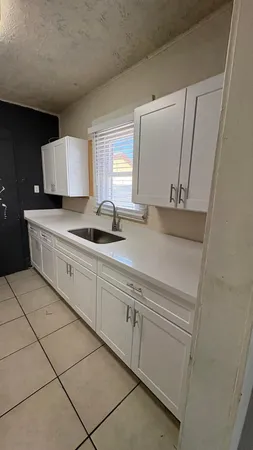 $1,000 | 126 North 10th Avenue, Unit 1, Phoenix, AZ 85007