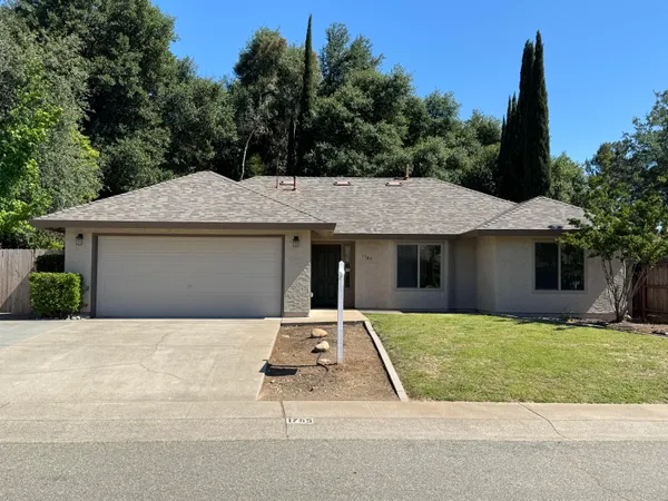$420,000 | 1785 Soda Springs Circle, Redding, CA 96002