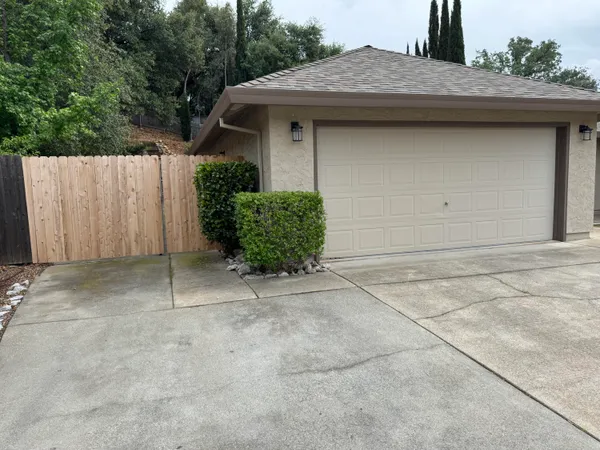 a view of a house with a garage