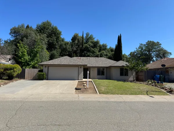 $420,000 | 1785 Soda Springs Circle, Redding, CA 96002