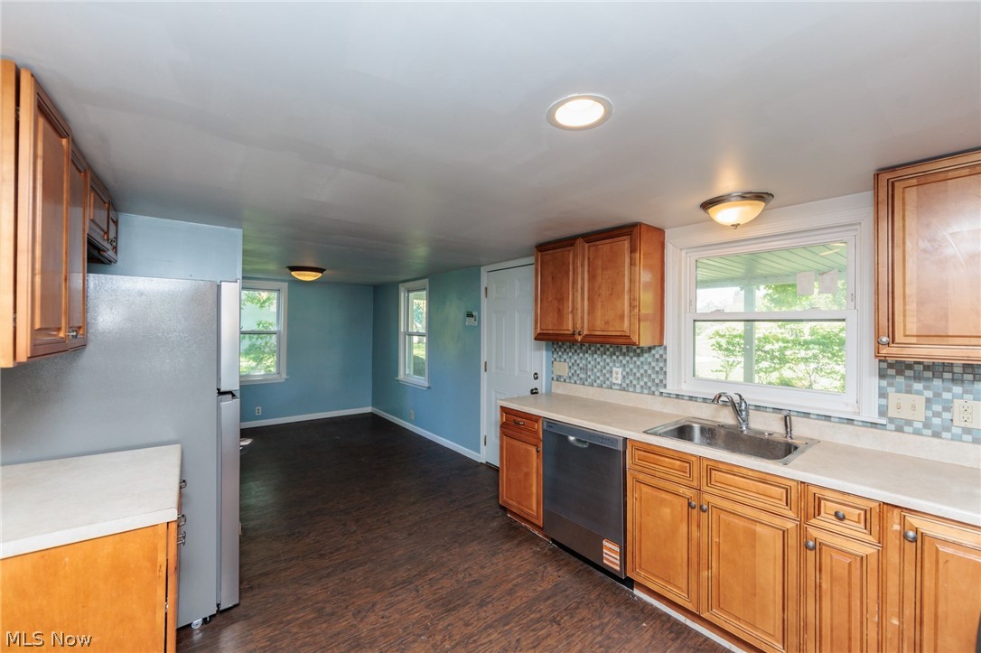 6035 Chapel Road Madison, OH 44057 - Photo 8 of 16