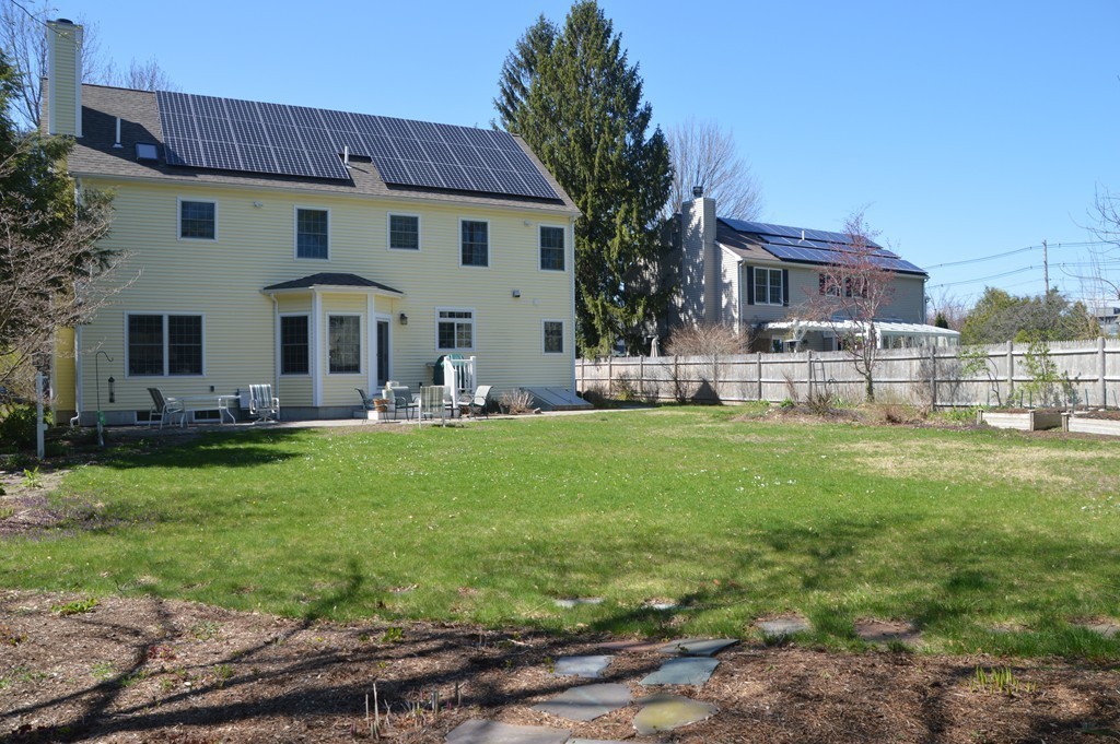 16 Mayflower Road Needham, MA 02492 - Photo 18 of 19