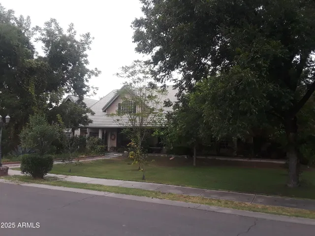 $1,200 | 20212 East Pecan Lane, Unit B, Queen Creek, AZ 85142