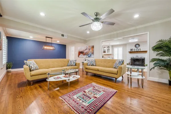 $4,995 | 4554 St Landry Drive, Dallas, TX 75214