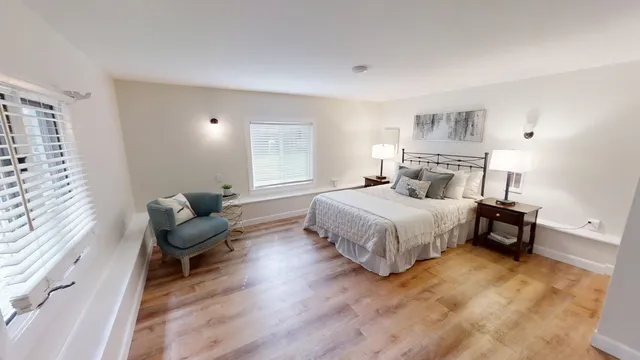 $589,900 | 48 Pond Street, Salem, NH 03079