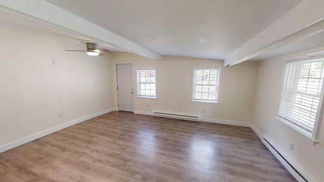 $589,900 | 48 Pond Street, Salem, NH 03079