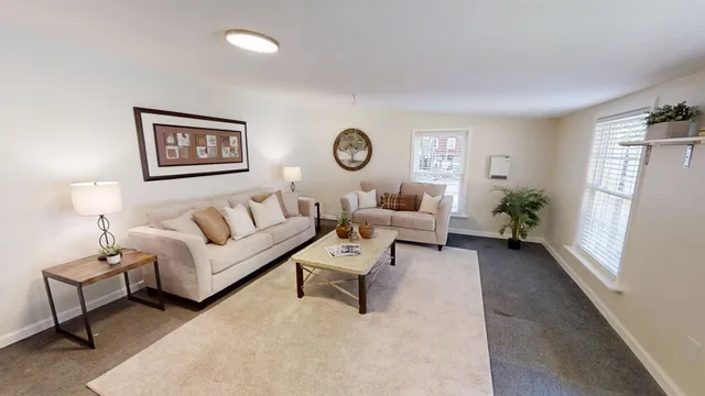 $589,900 | 48 Pond Street, Salem, NH 03079