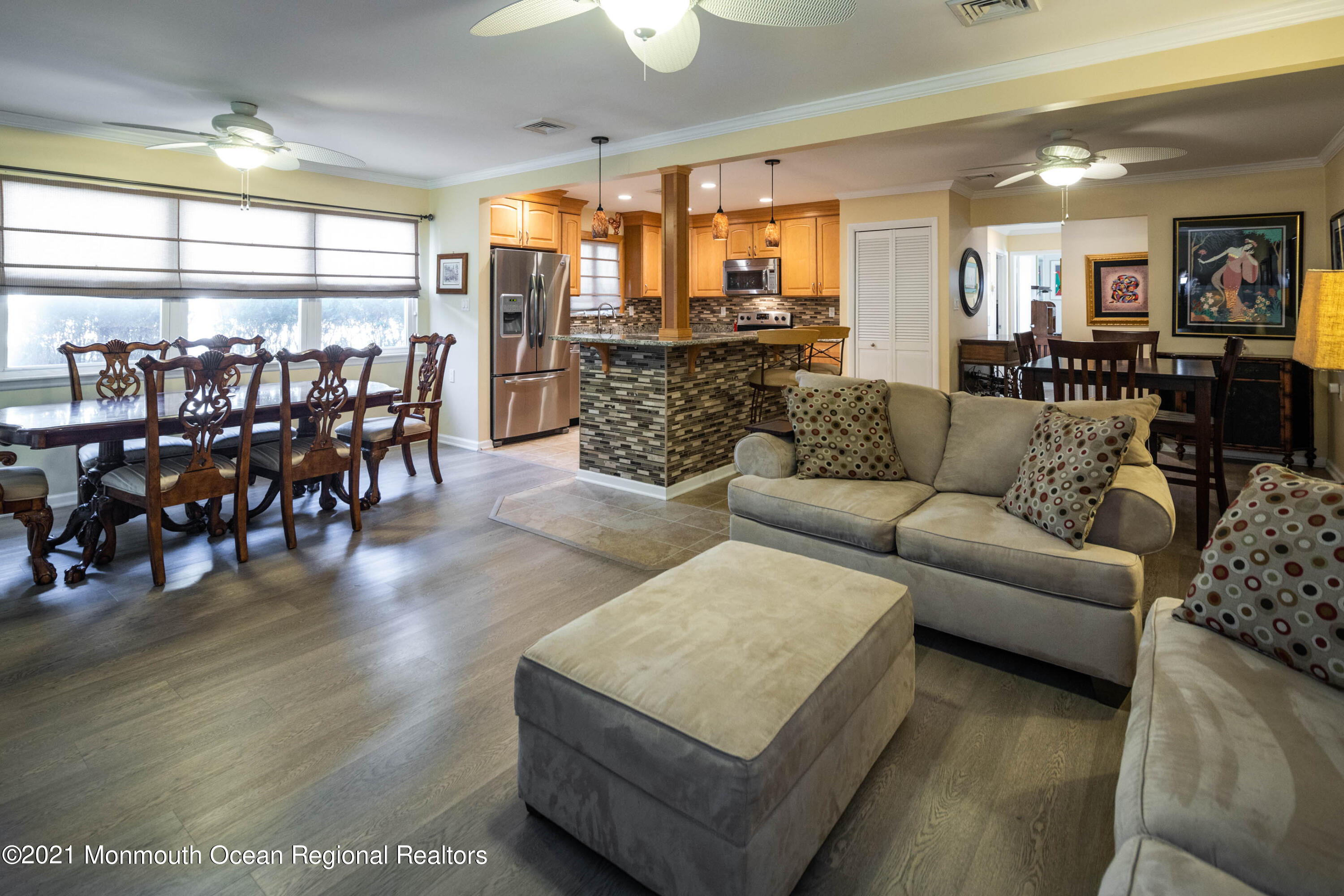 9 Keats Road Brick, NJ 08724 - Photo 12 of 30 10_Living Room-6