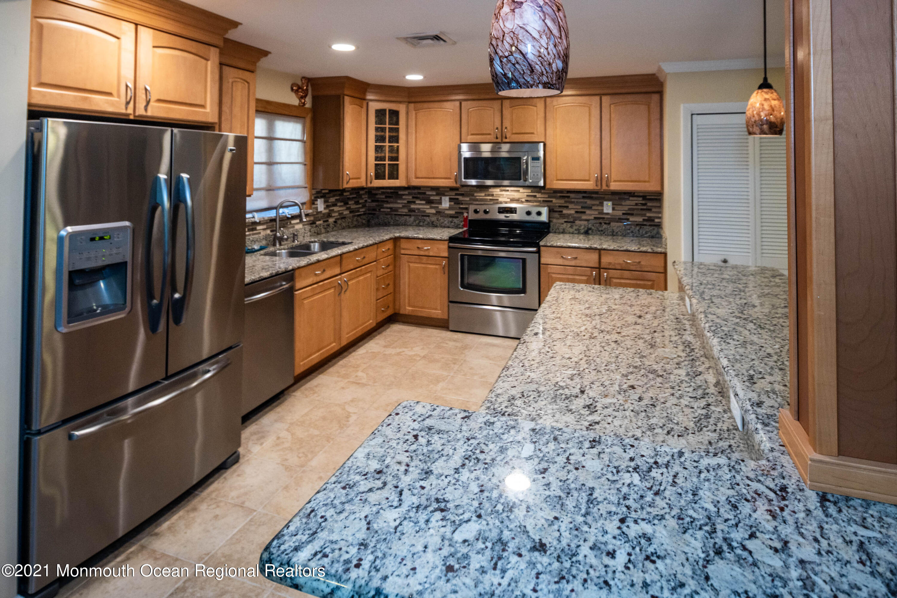 9 Keats Road Brick, NJ 08724 - Photo 15 of 30 13_Kitchen