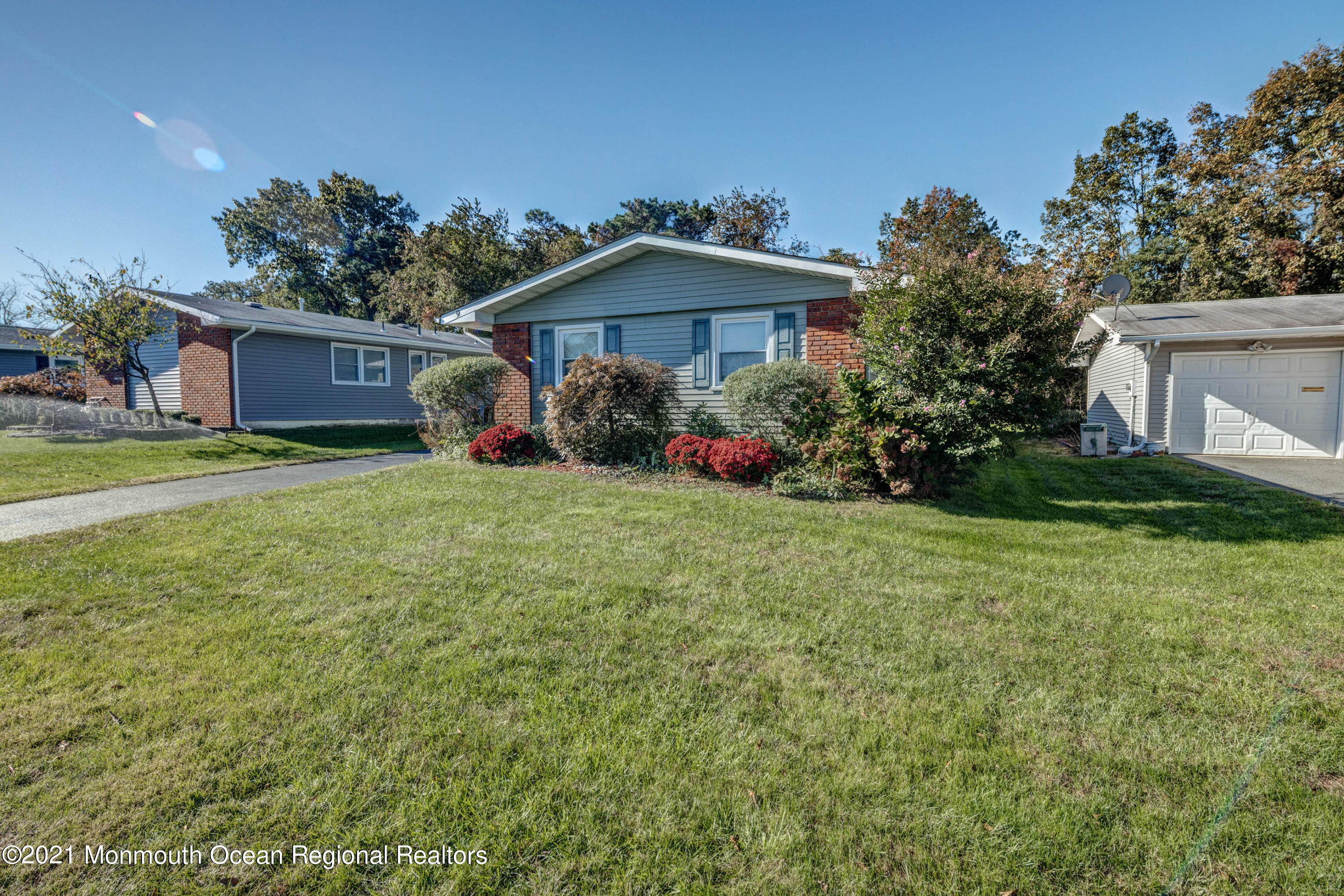 9 Keats Road Brick, NJ 08724 - Photo 3 of 30 03_House Front-2