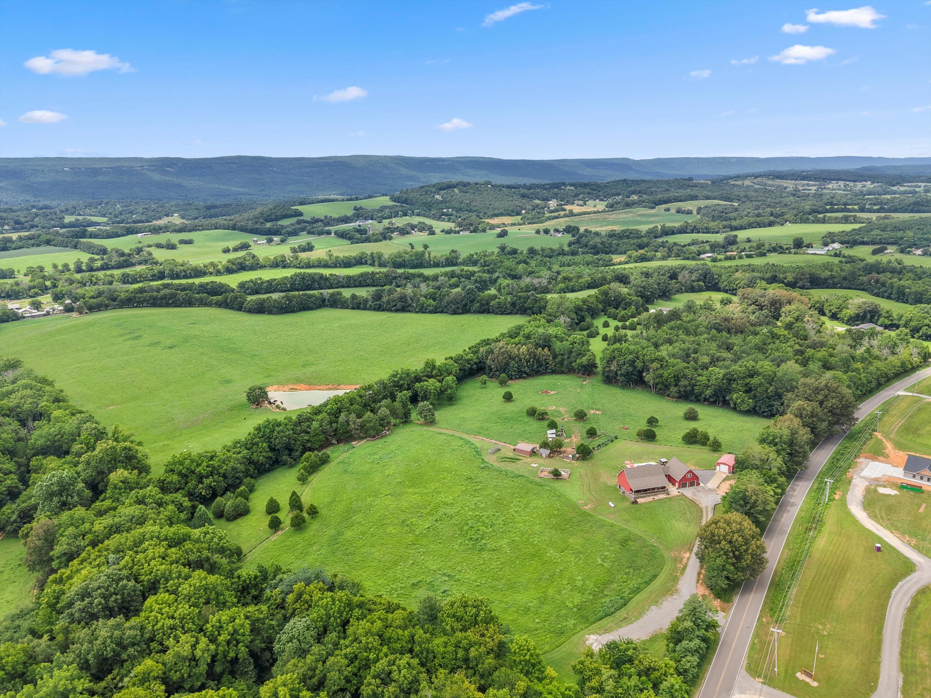 11869 East Valley Road Dunlap, TN 37327 - Photo 61 of 66 59-DJI_20250718154245_0130_D