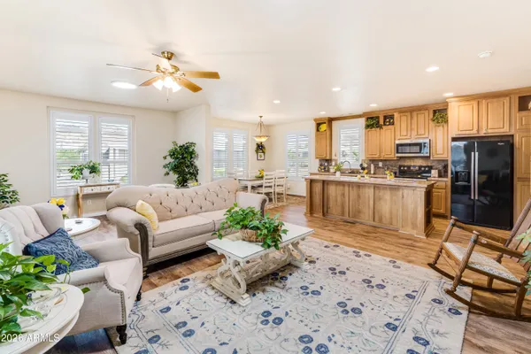 $185,000 | 2233 East Behrend Drive, Unit 169, Phoenix, AZ 85024