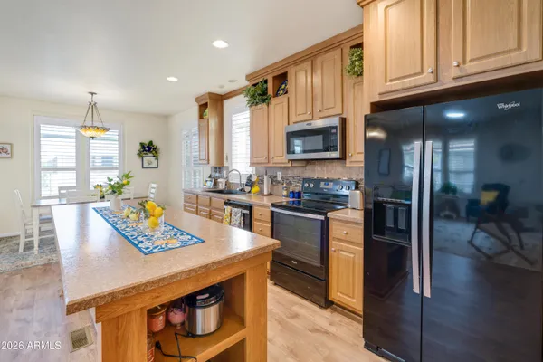 $185,000 | 2233 East Behrend Drive, Unit 169, Phoenix, AZ 85024