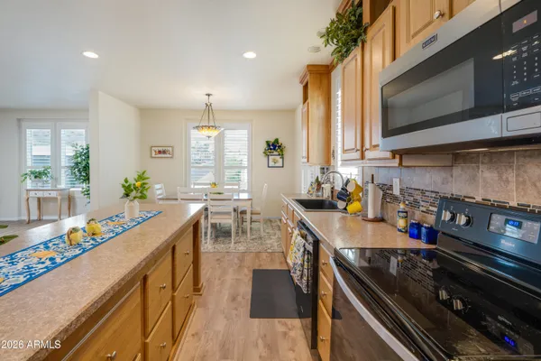 $185,000 | 2233 East Behrend Drive, Unit 169, Phoenix, AZ 85024