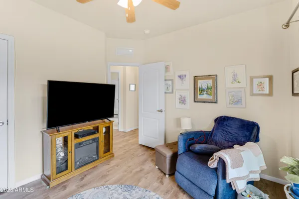 $185,000 | 2233 East Behrend Drive, Unit 169, Phoenix, AZ 85024