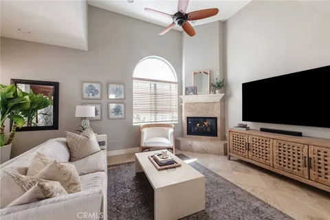 $1,779,000 | 230 Ardmore Avenue, Hermosa Beach, CA 90254