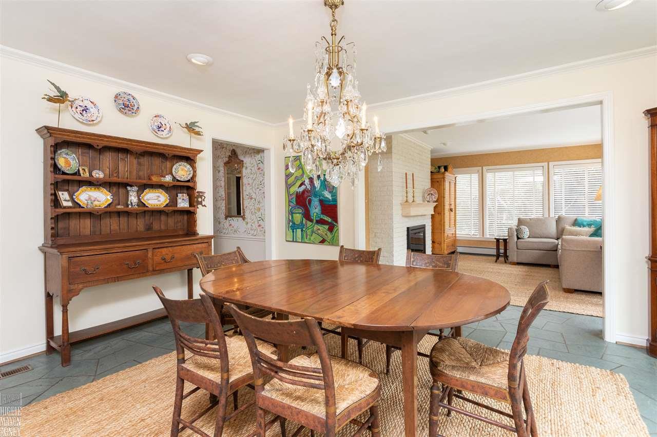 166 Lewiston Road Grosse Pointe Farms, MI 48236 - Photo 10 of 39