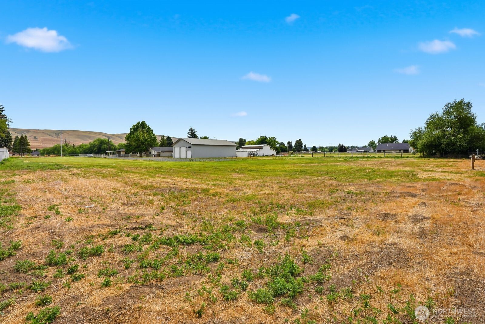 4101 Ahtanum Road Yakima, WA 98903 - Photo 37 of 38