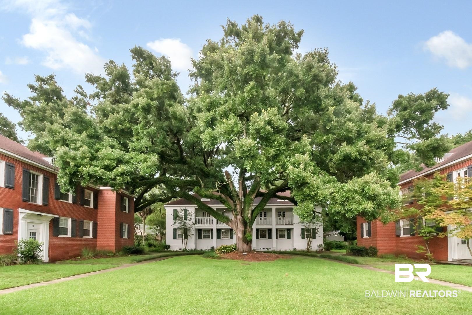 214 Upham Street, Unit 8B Mobile, AL 36607 - Photo 2 of 21