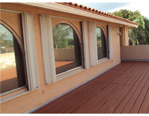 484 Northeast Wavecrest Way Boca Raton, FL 33432 - Photo 14 of 16 Additional Photo