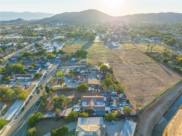 $675,000 | 10881 Sunnyslope Avenue, Riverside, CA 92505