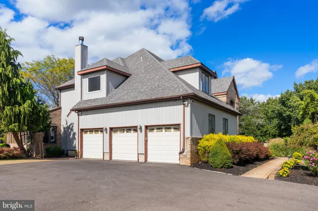 $1,275,000 | 11 Stirling Way, Lumberton, NJ 08048