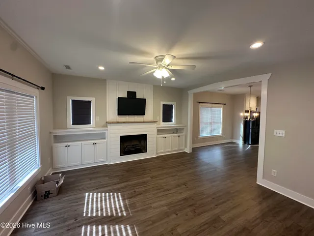 $1,995 | 4269 Flagship Avenue Southeast, Southport, NC 28461