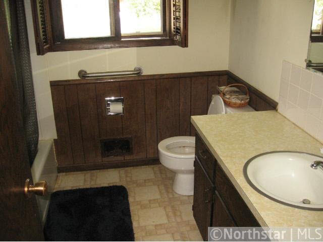 21710 Forest Road North Forest Lake, MN 55025 - Photo 6 of 15 Gallery Image 6