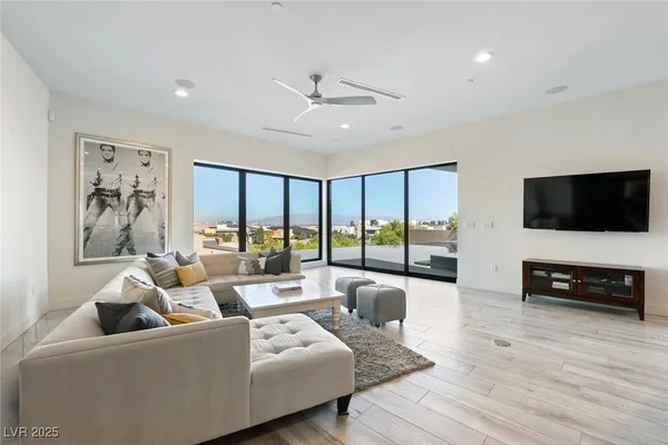 $2,998,000 | 2208 Overlook Canyon Lane, Henderson, NV 89052