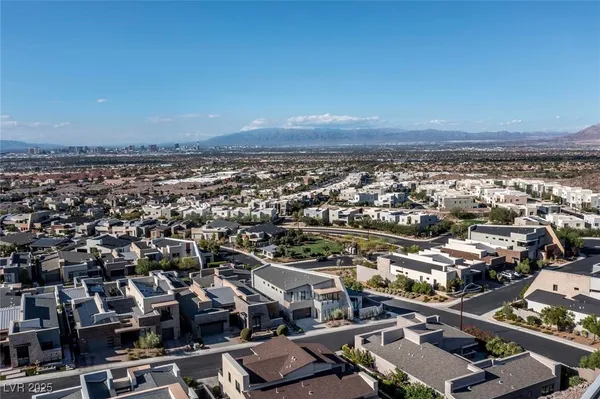 $2,998,000 | 2208 Overlook Canyon Lane, Henderson, NV 89052