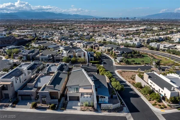 $2,998,000 | 2208 Overlook Canyon Lane, Henderson, NV 89052