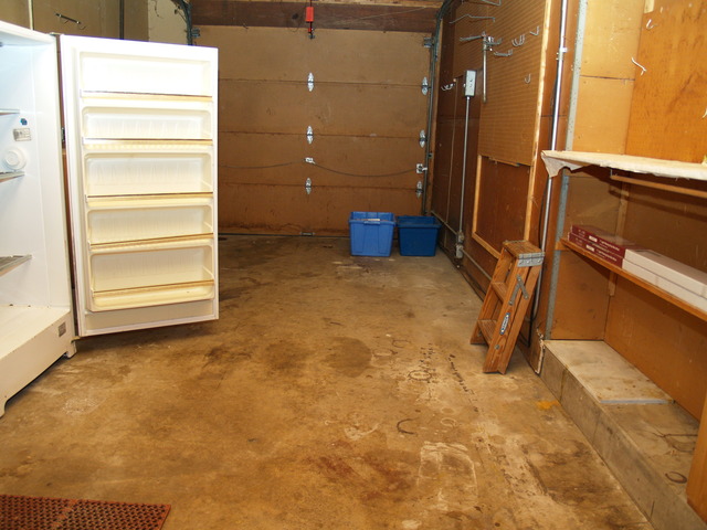 457 Rockhurst Road Bolingbrook, IL 60440 - Photo 21 of 24 a view of an empty room