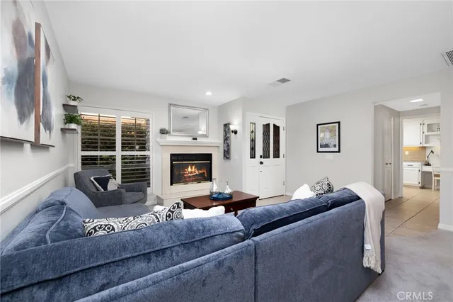 $918,000 | 121 North Mountain Avenue, Unit A, Monrovia, CA 91016