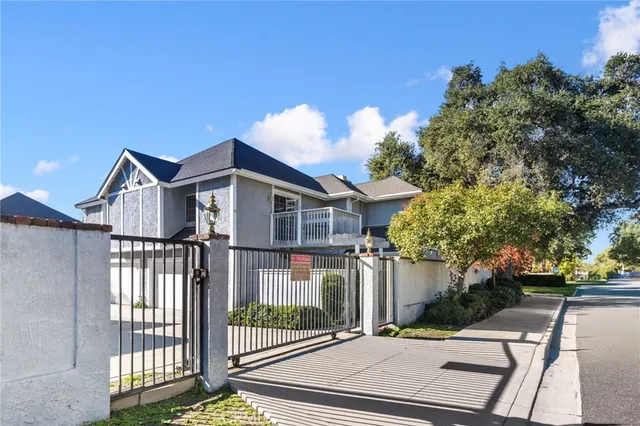 $918,000 | 121 North Mountain Avenue, Unit A, Monrovia, CA 91016