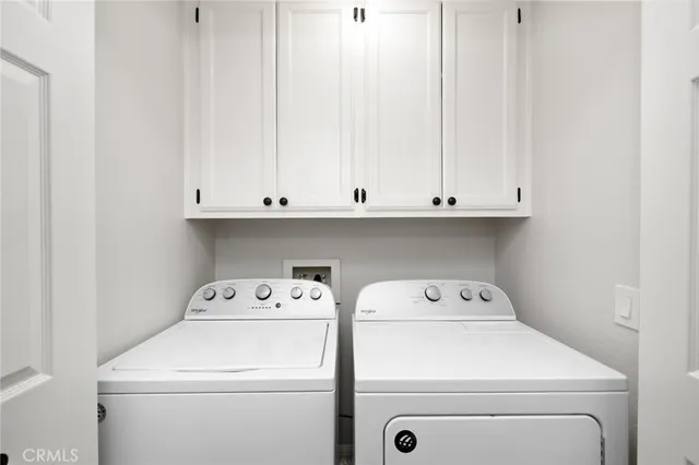 $918,000 | 121 North Mountain Avenue, Unit A, Monrovia, CA 91016