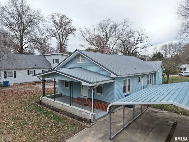 $89,900 | 1206 South Main Street, Benton, IL 62812