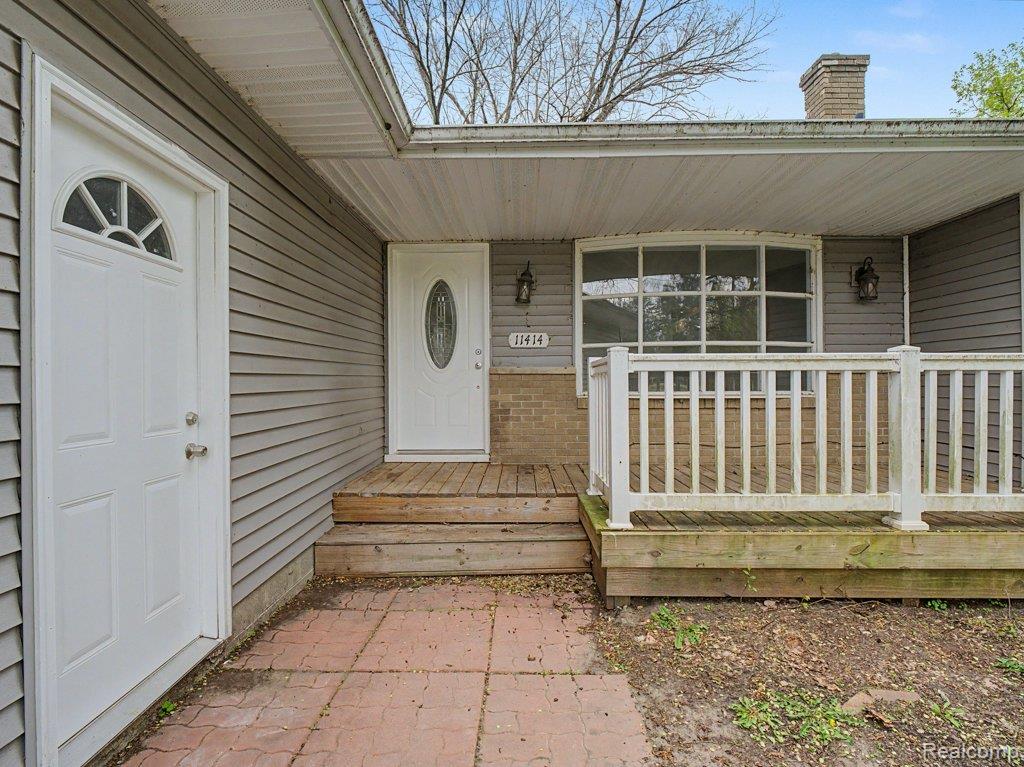11414 North Lewis Road Clio, MI 48420 - Photo 2 of 54
